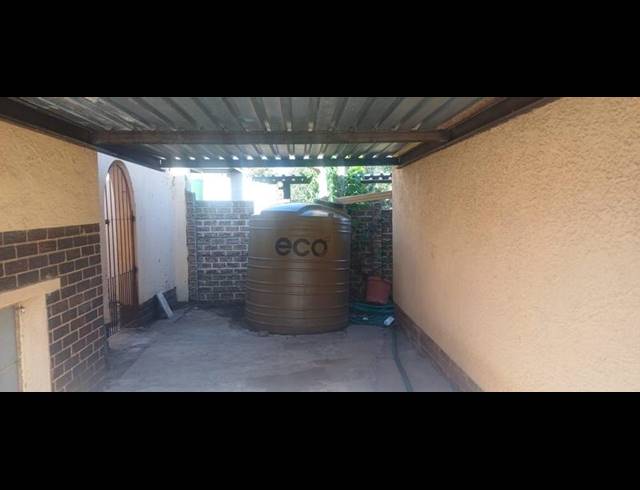 4 BEDROOM HOUSE FOR SALE IN LAMBTON